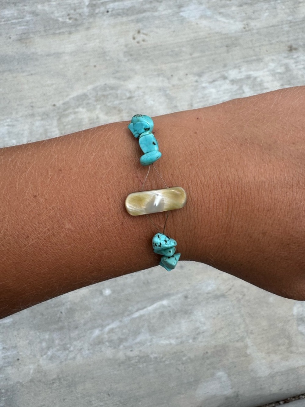 Turquoise Chip & Shell Bead Bracelet